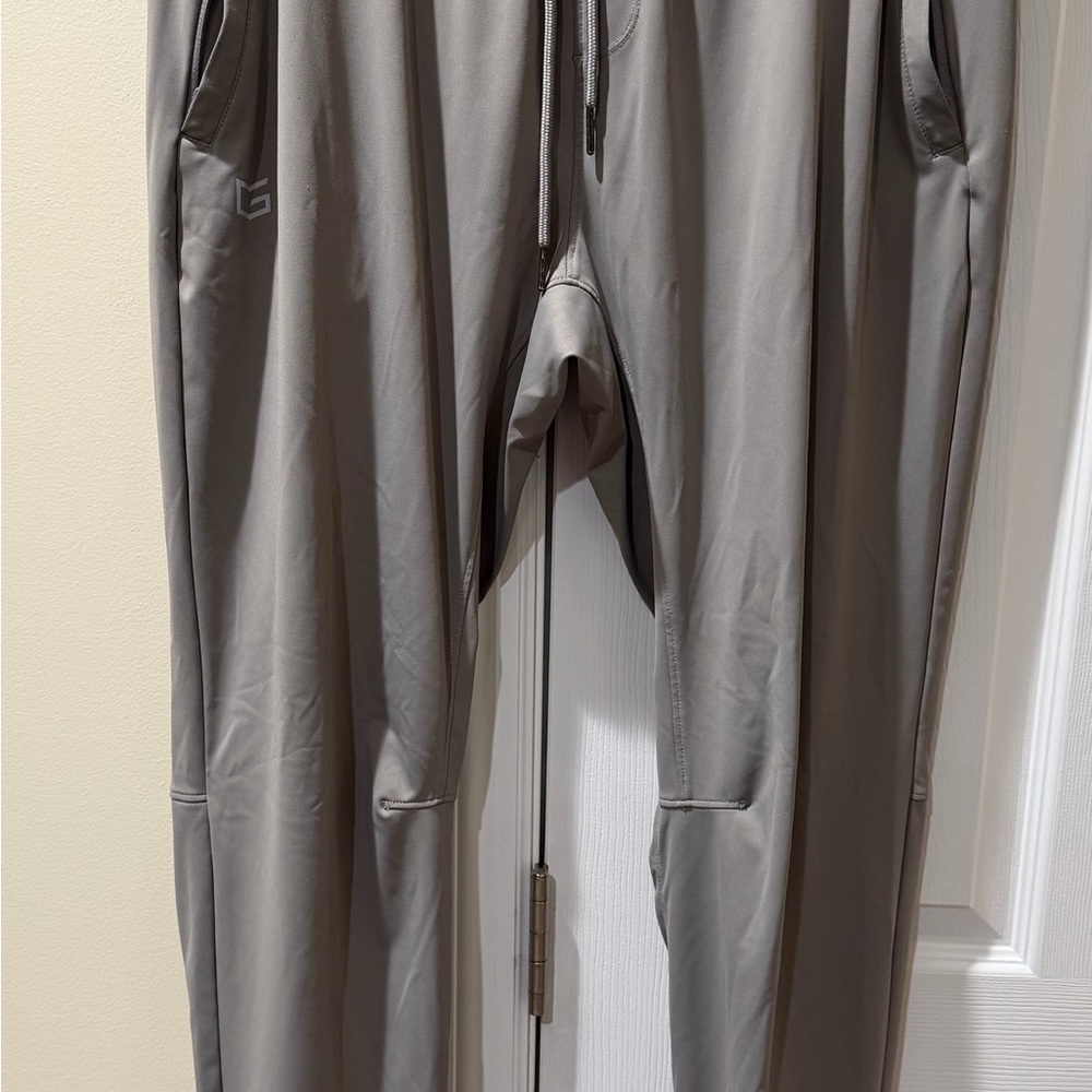 G Gradual Men's Large Sweatpants with Zipper Pockets Tapered Joggers Gray